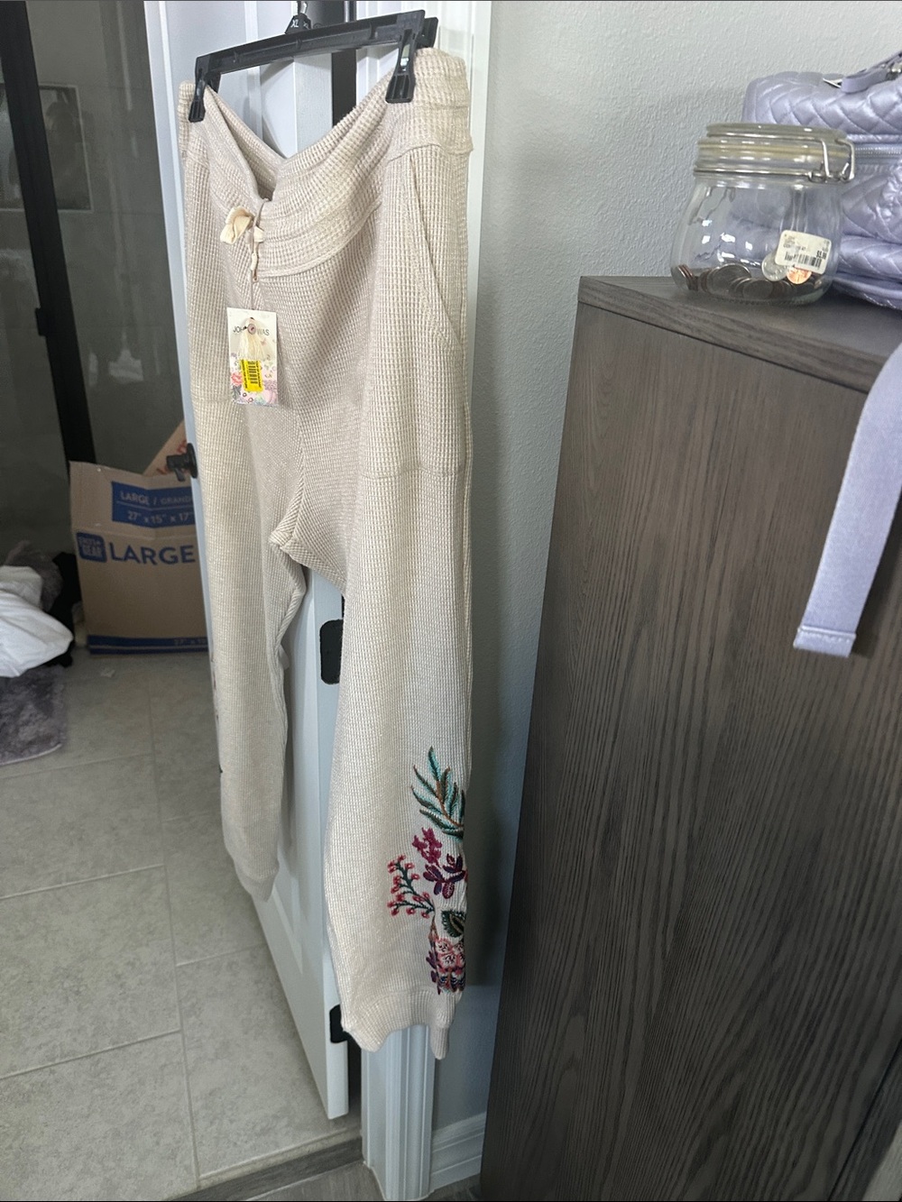 Johnny Was Cream Knit Embroidered Joggers